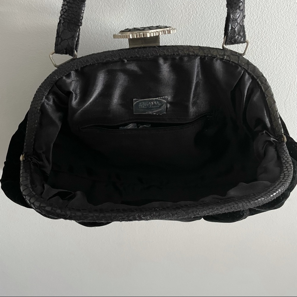 Adrianna papell black velvet handbag with snakeskin trim - Picture 4 of 11